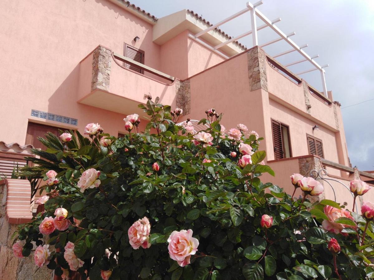 The Roses Garden Bed & Breakfast La Maddalena  Exterior photo