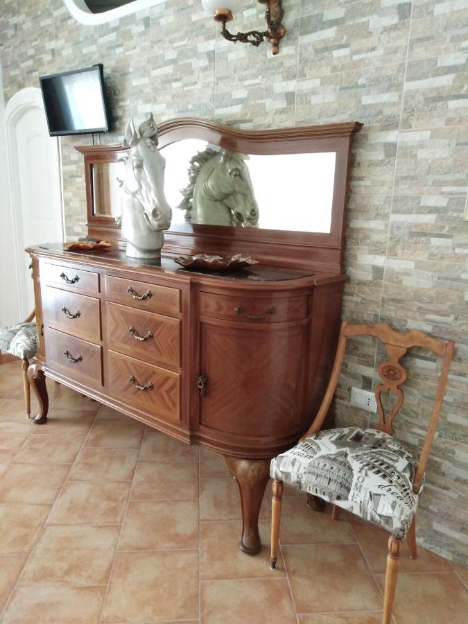 The Roses Garden Bed & Breakfast La Maddalena  Exterior photo